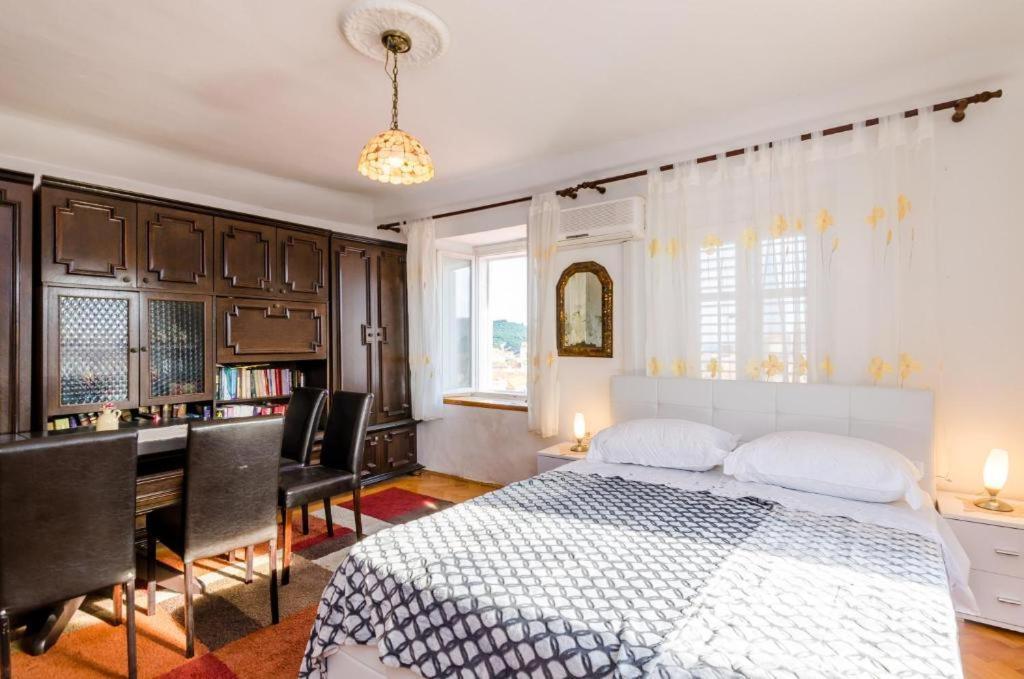 Apartment Ivona Дубровник Екстер'єр фото